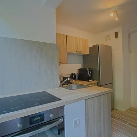 Eugenie Centre-ville Apartamento *