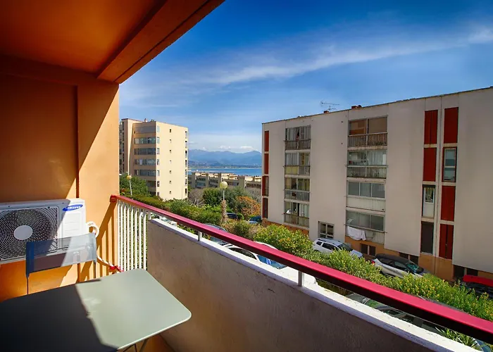 Eugenie Centre-ville Ajaccio (Corsica)