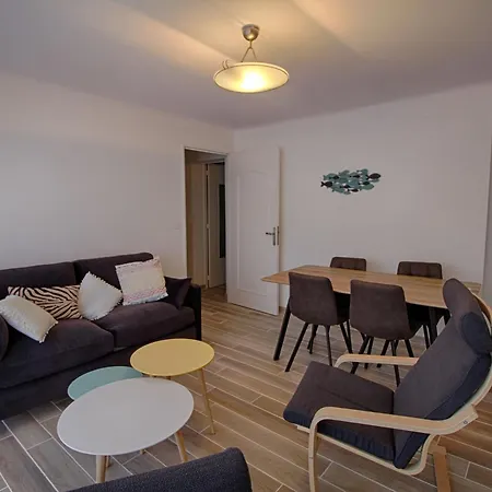 Eugenie Centre-ville Αζάτσιο